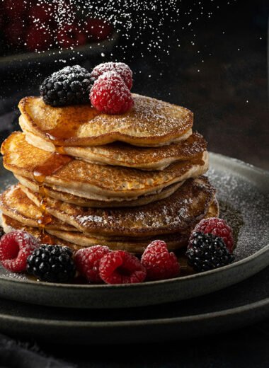 Amerikietiški blyneliai (purūs pusryčių blyneliai).